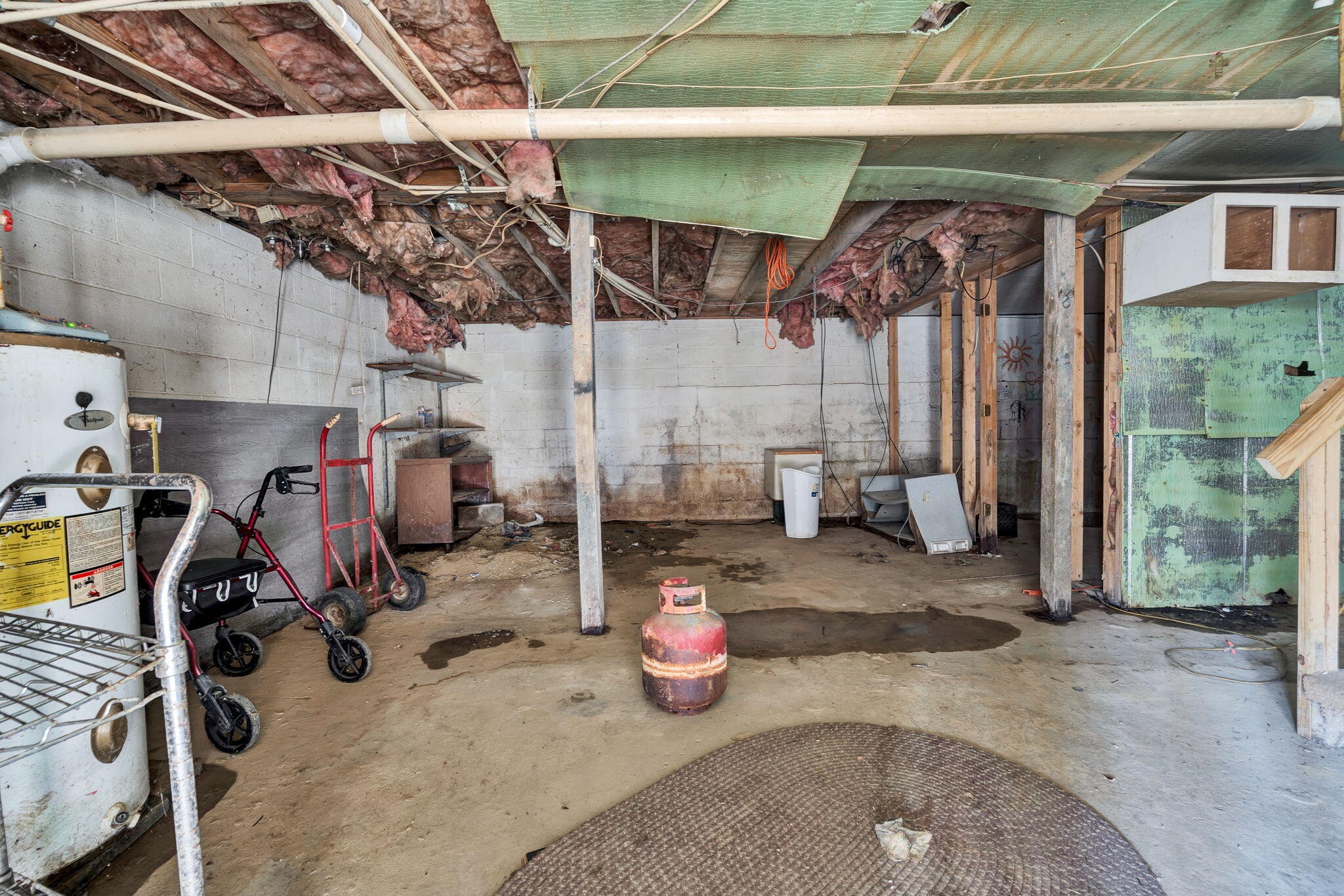 1895 North Hunter Bend Road Decatur, TN 37322 - Photo 33 of 33 a view of a storage room