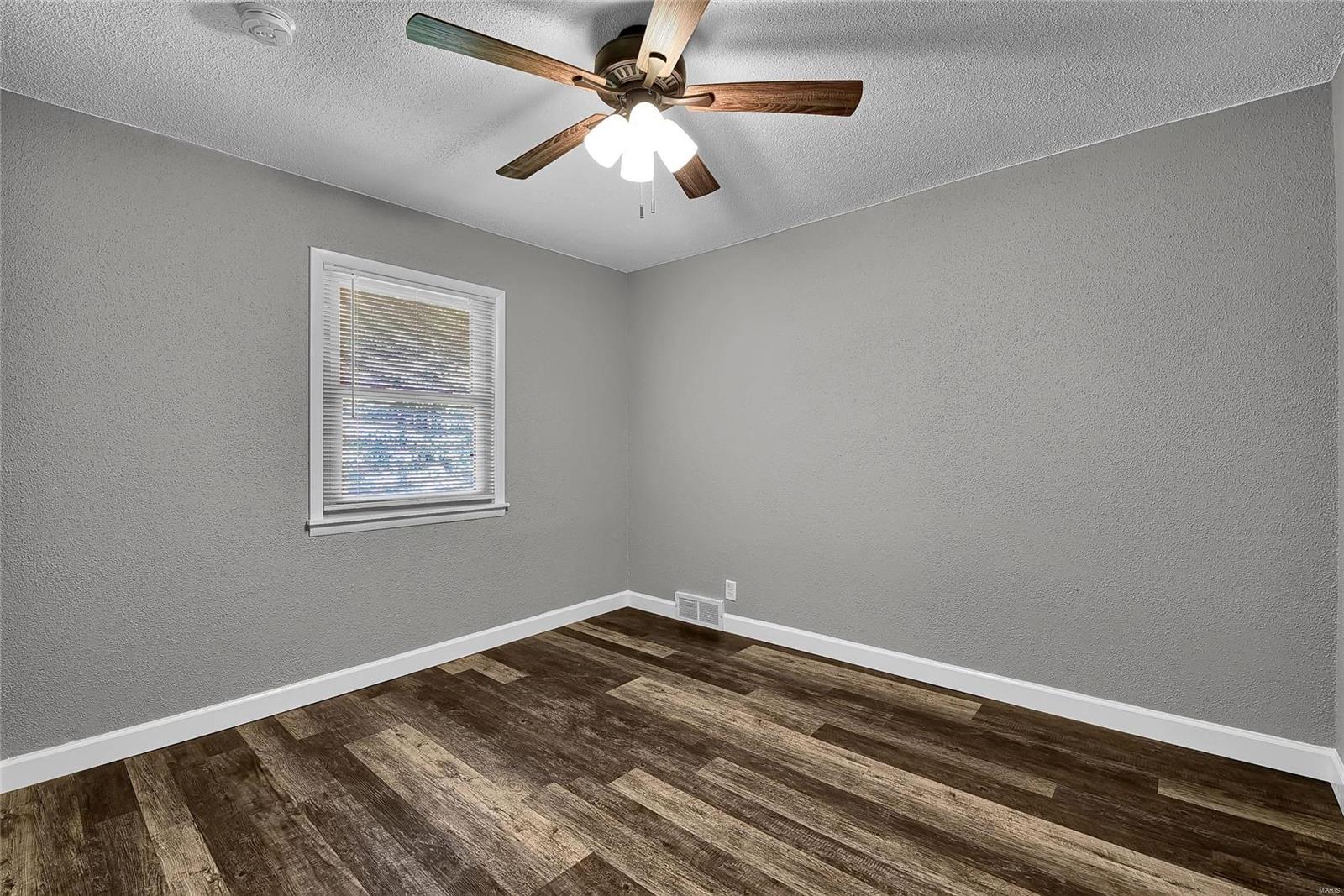 4359 Bohm School Road Edwardsville, IL 62025 - Photo 14 of 26