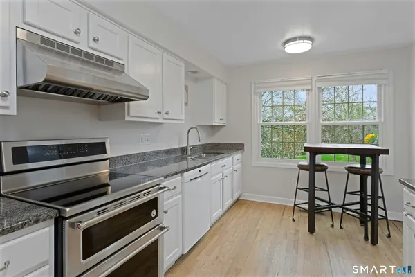 $775,000 | 19 Prospect Ridge, Unit 27, Ridgefield, CT 06877