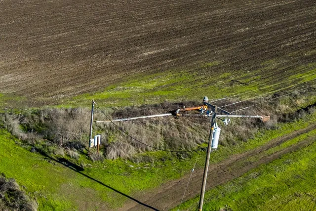a view of a tennis court
