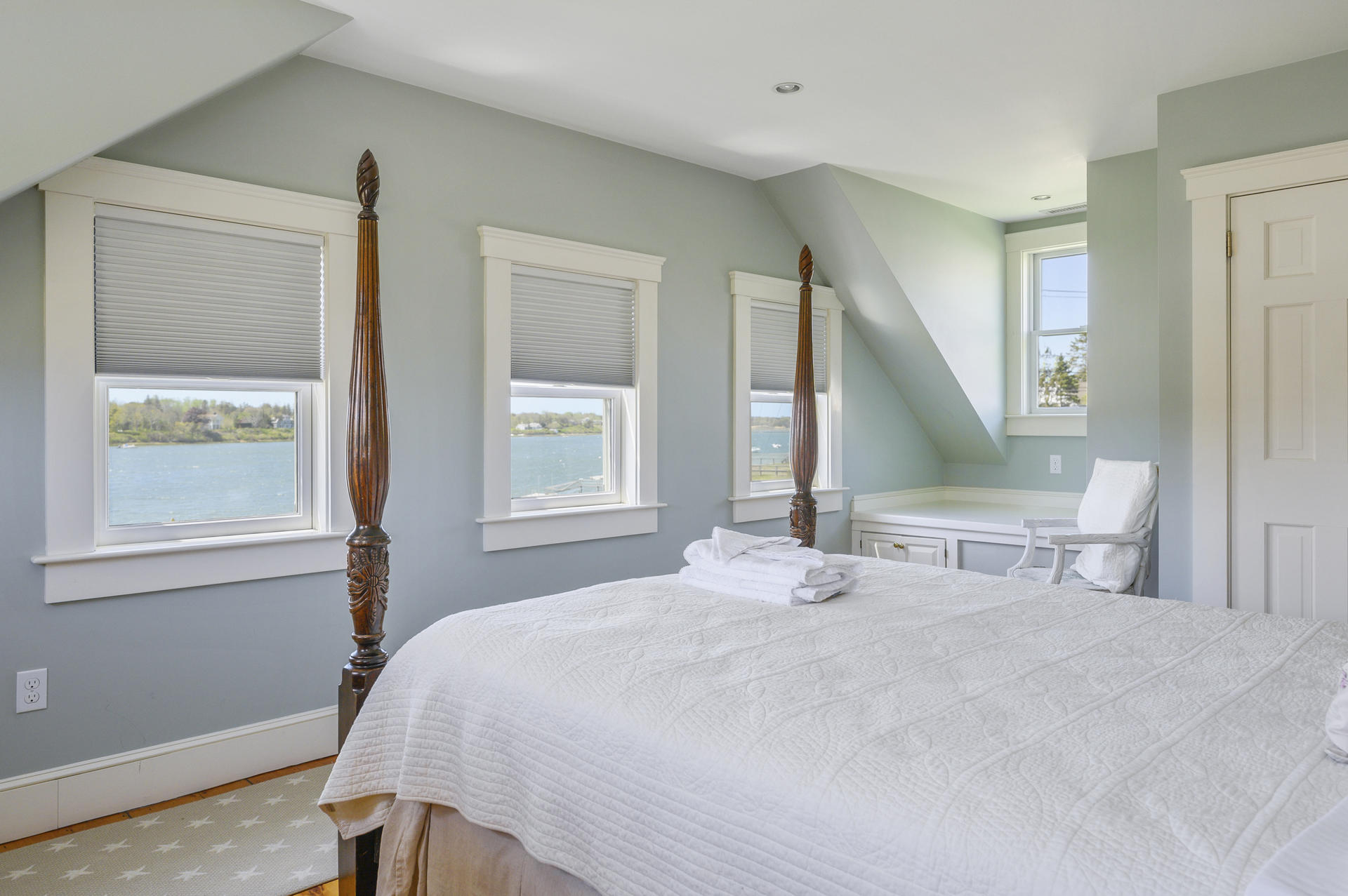 133 Queen Anne Road Chatham, MA 02633 - Photo 20 of 52 a bedroom with a bed and a window