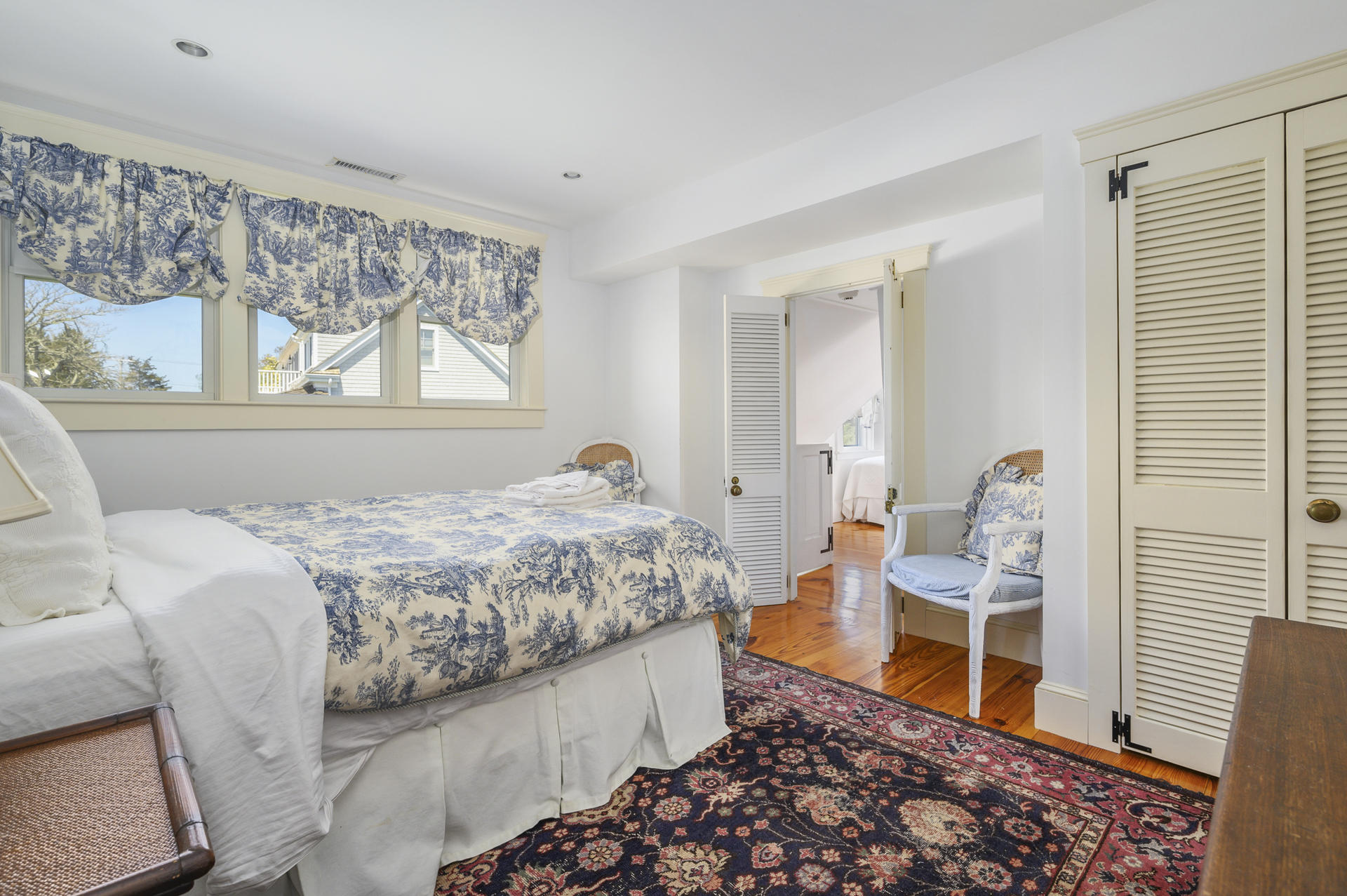 133 Queen Anne Road Chatham, MA 02633 - Photo 22 of 52 a bedroom with a bed and a window