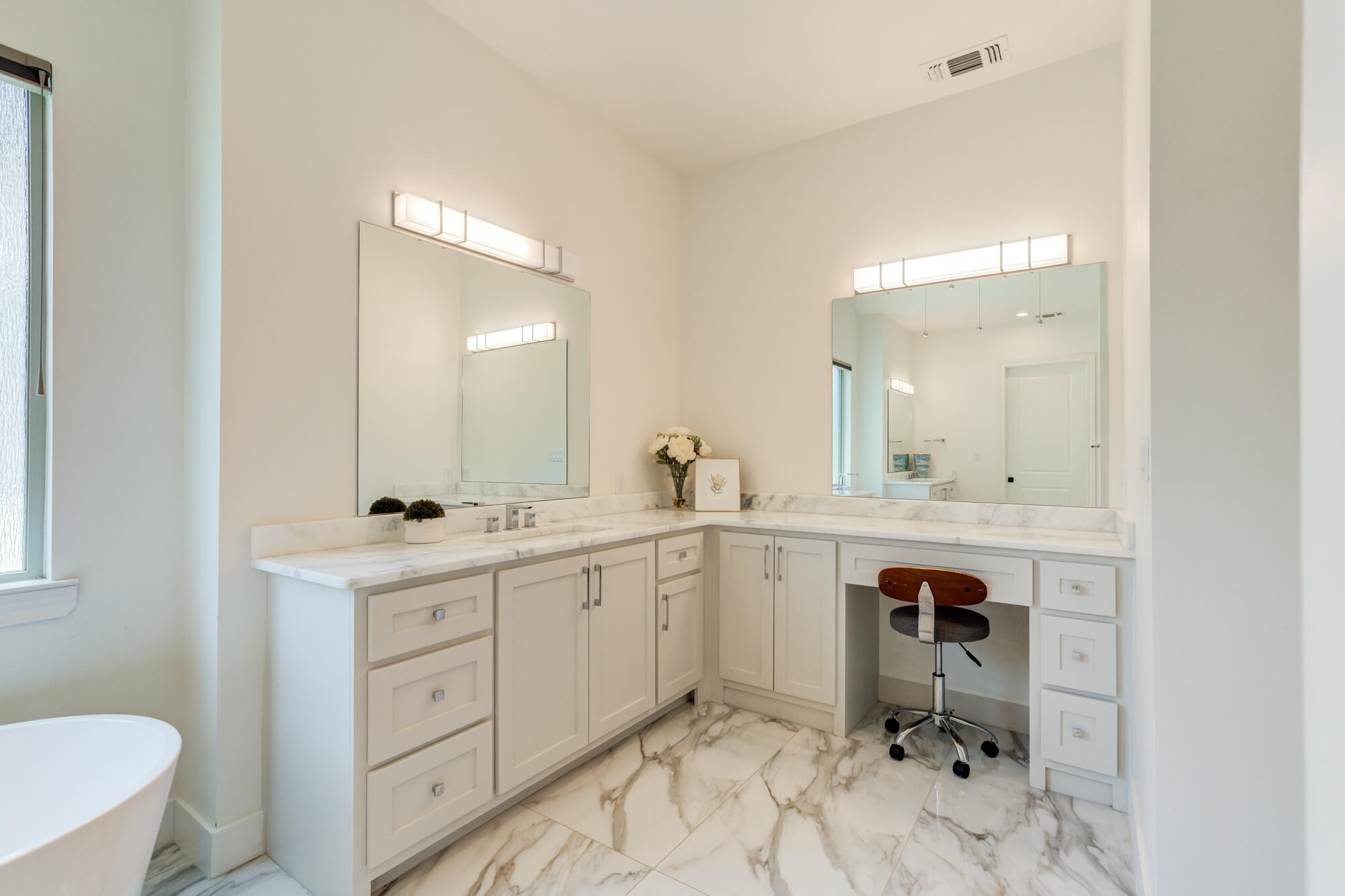 4813 5th Street Lubbock, TX 79416 - Photo 23 of 56 DSC00796_797_798_799_800