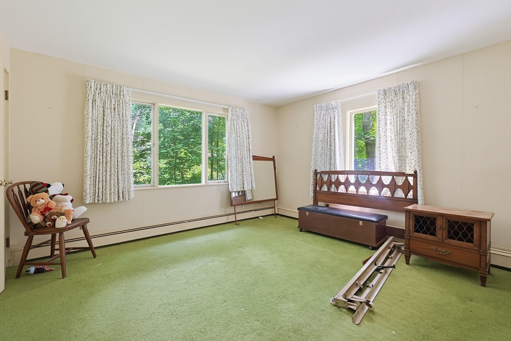 37 Oxbow Road Wayland, MA 01778 - Photo 13 of 20