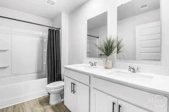 $435,567 | 567 Fox Tail Drive, Richmond Hill, GA 31324