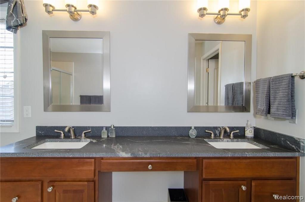 673 Enchantment Drive Rochester, MI 48307 - Photo 26 of 37