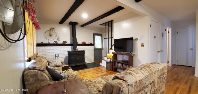 $1,750 | 3361 Woodland Drive, Tobyhanna, PA 18466