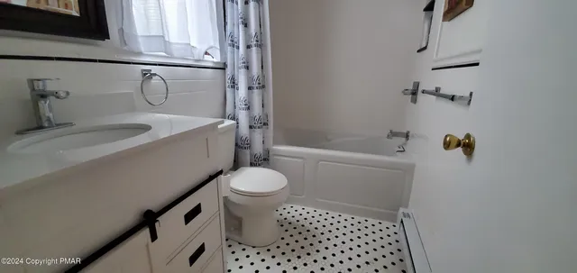 $1,750 | 3361 Woodland Drive, Tobyhanna, PA 18466