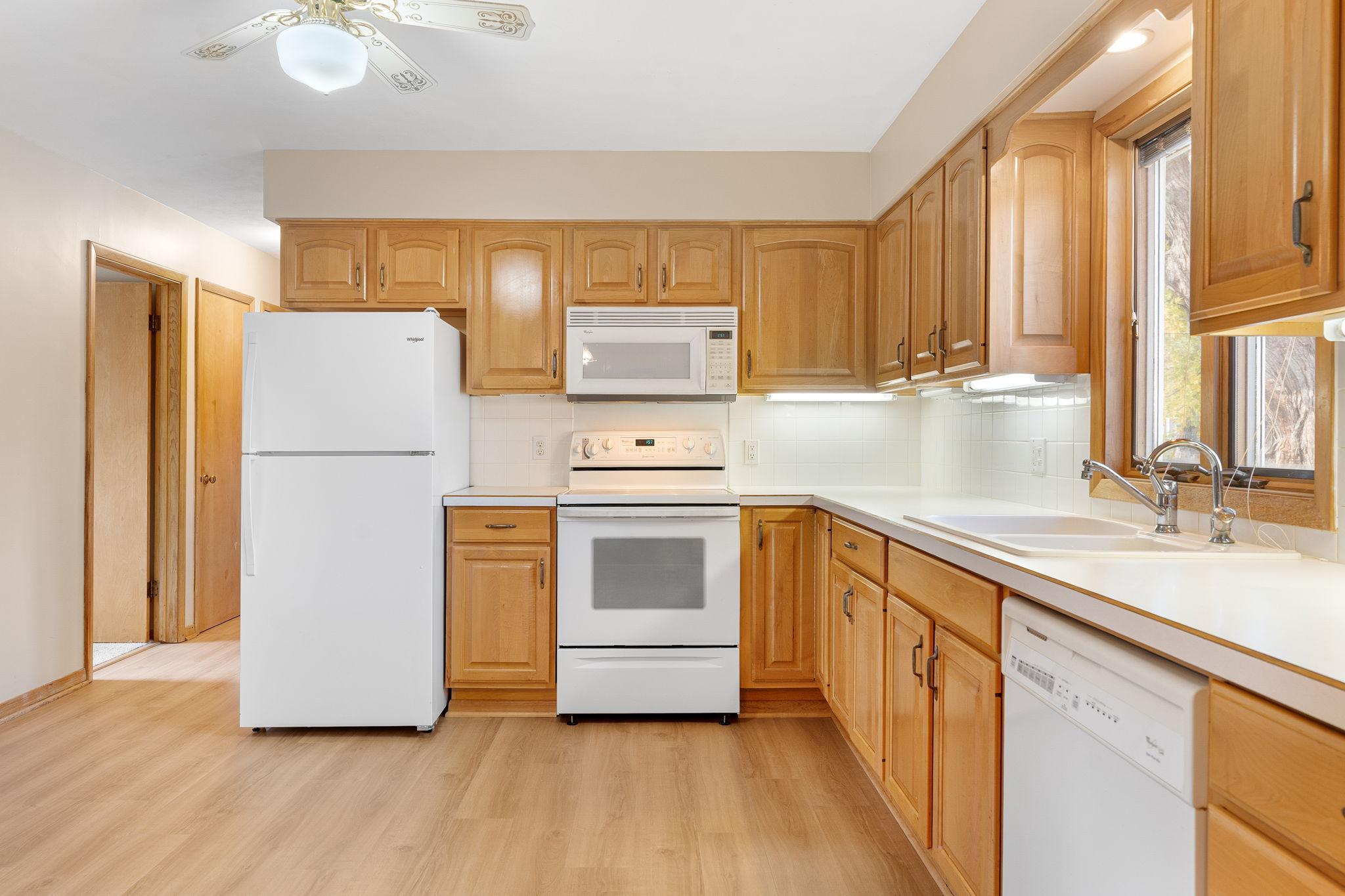 313 Glenn Road Albert Lea, MN 56007 - Photo 25 of 32