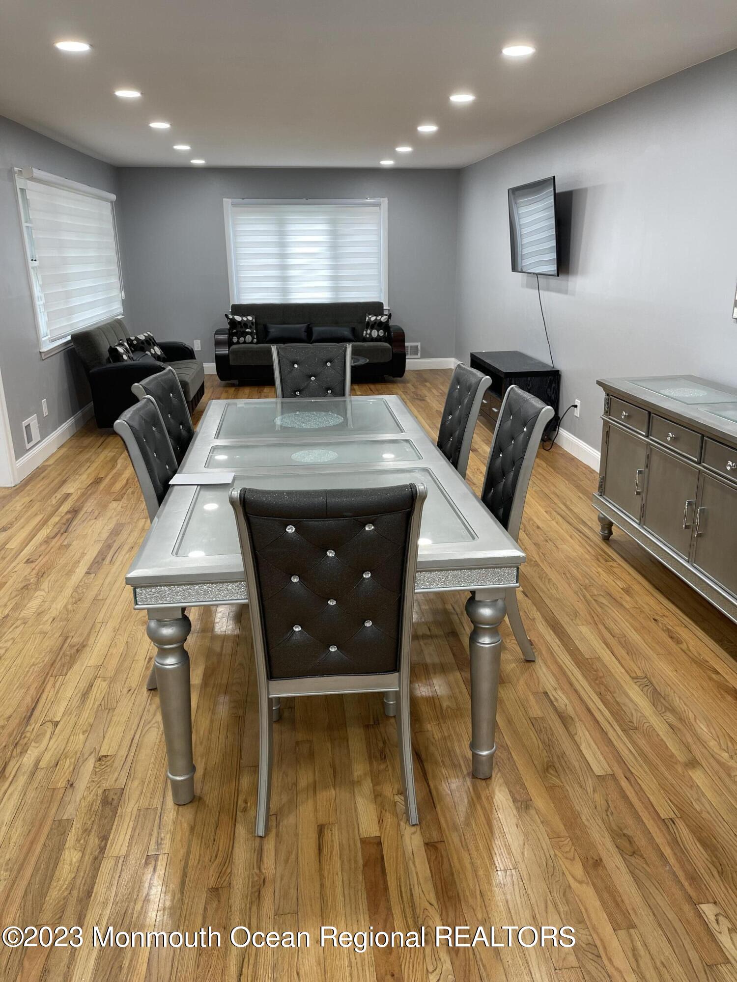 6 Dwight Drive Asbury Park, NJ 07712 - Photo 3 of 16 IMG_2235