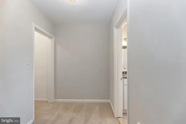 $1,850 | 1902 North Rhodes Street, Unit 66, Arlington, VA 22201