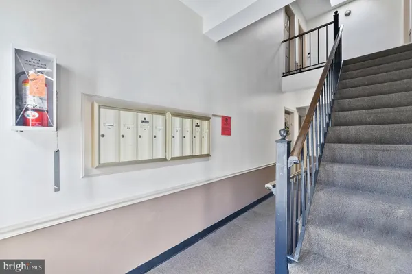 $1,850 | 1902 North Rhodes Street, Unit 66, Arlington, VA 22201