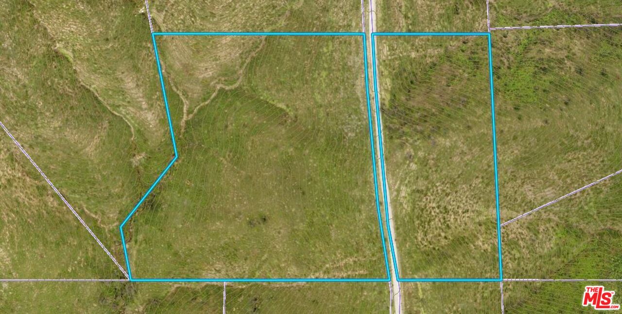 0 Ramera Motorway Malibu, CA 90265 - Photo 18 of 21 a bathroom with a shower