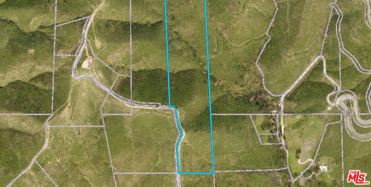 0 Ramera Motorway Malibu, CA 90265 - Photo 20 of 21 a bathroom with a shower and a bath tub