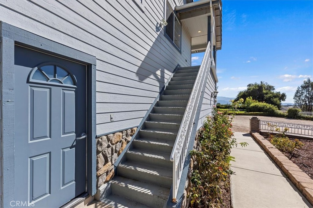39650 Patagonia Court Temecula, CA 92591 - Photo 35 of 55 a view of entryway with a front door