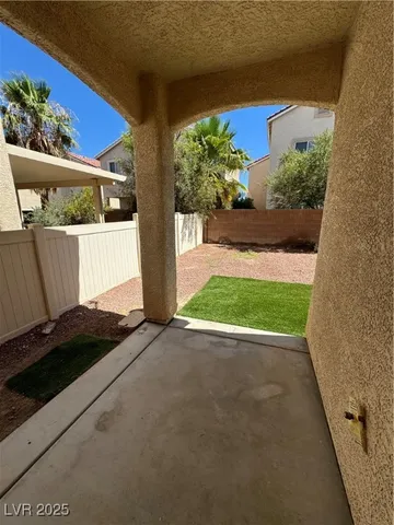 $2,100 | 1601 Spotted Wolf Avenue, Las Vegas, NV 89123