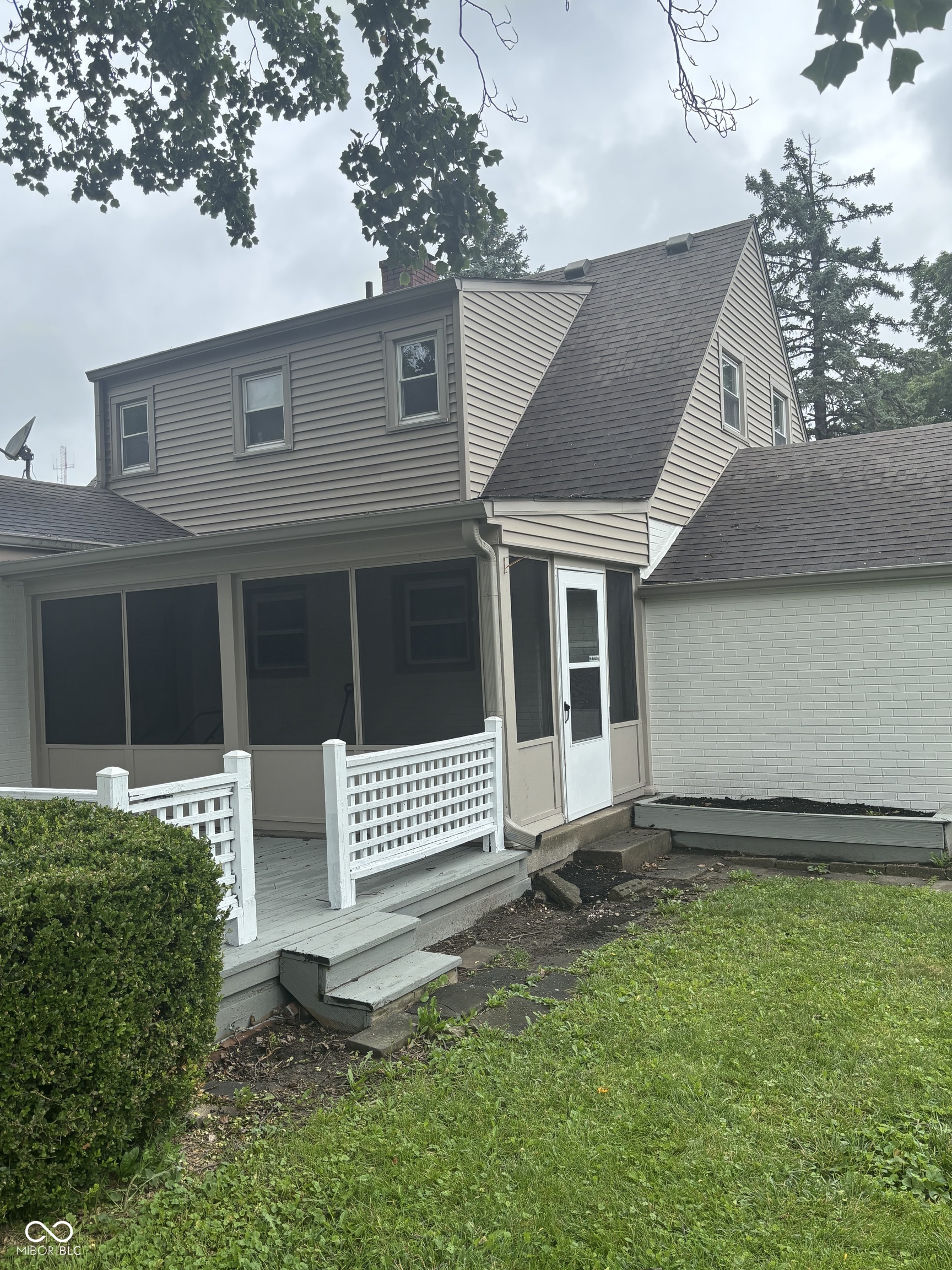 1223 East Thompson Road Indianapolis, IN 46227 - Photo 17 of 49