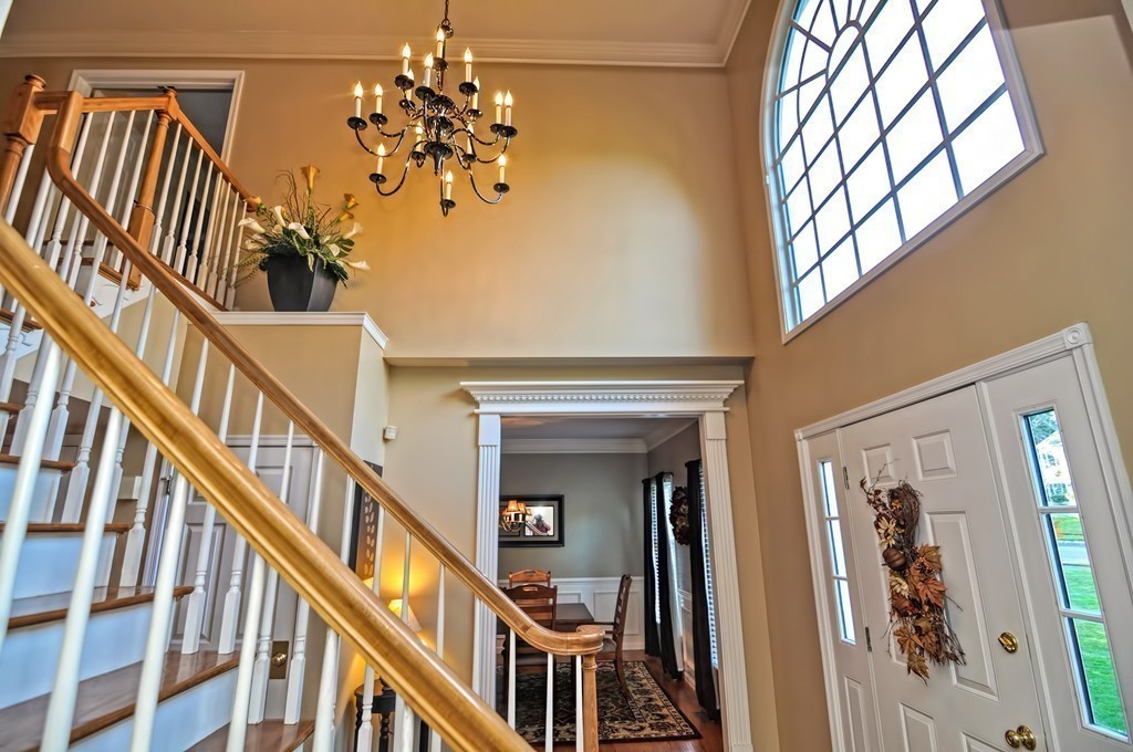 8 Franklin Springs Road Franklin, MA 02038 - Photo 3 of 30 Gallery Image 3