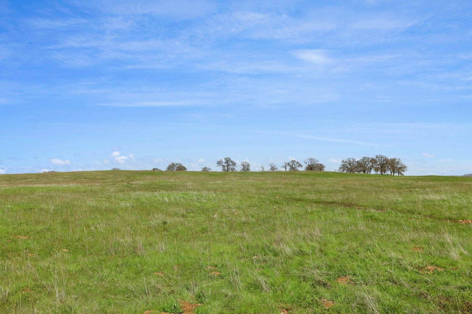 11750 North Wimer Road Linden, CA 95236 - Photo 13 of 69 a view of an ocean