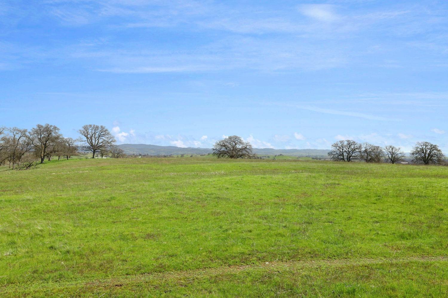 11750 North Wimer Road Linden, CA 95236 - Photo 22 of 69 a view of an ocean