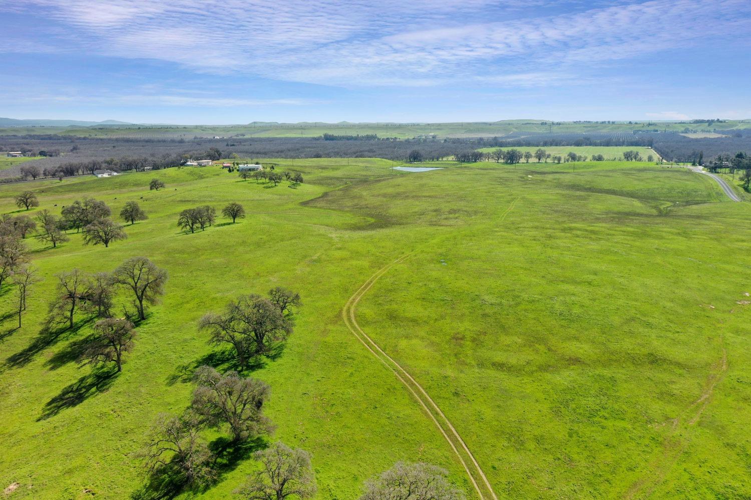 11750 North Wimer Road Linden, CA 95236 - Photo 29 of 69 a view of an ocean view