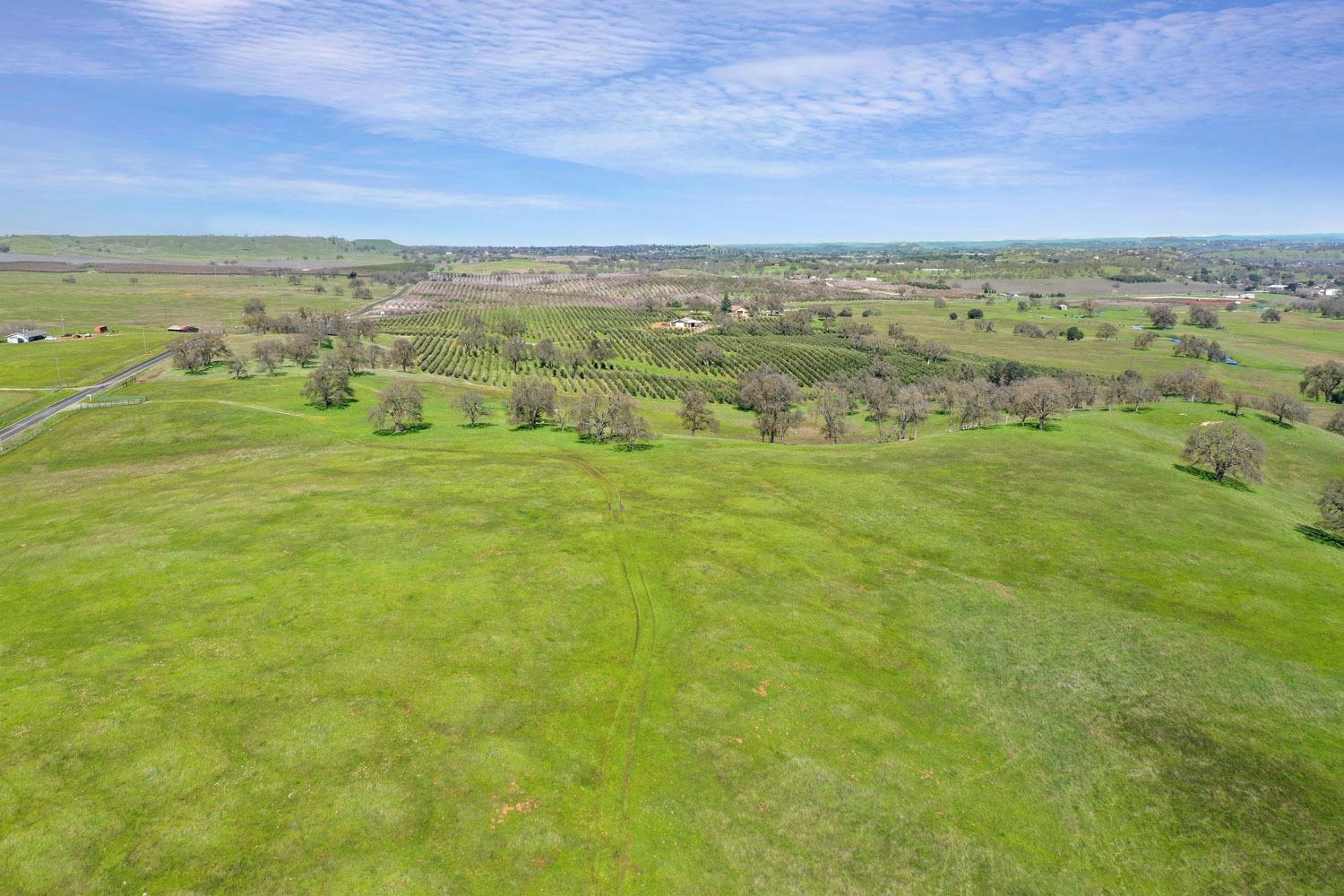 11750 North Wimer Road Linden, CA 95236 - Photo 31 of 69 a view of an ocean