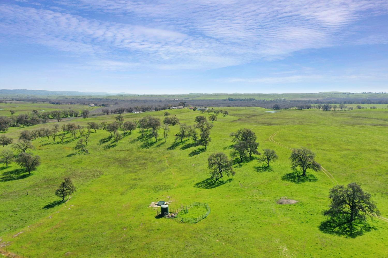 11750 North Wimer Road Linden, CA 95236 - Photo 38 of 69 a view of an ocean and beach