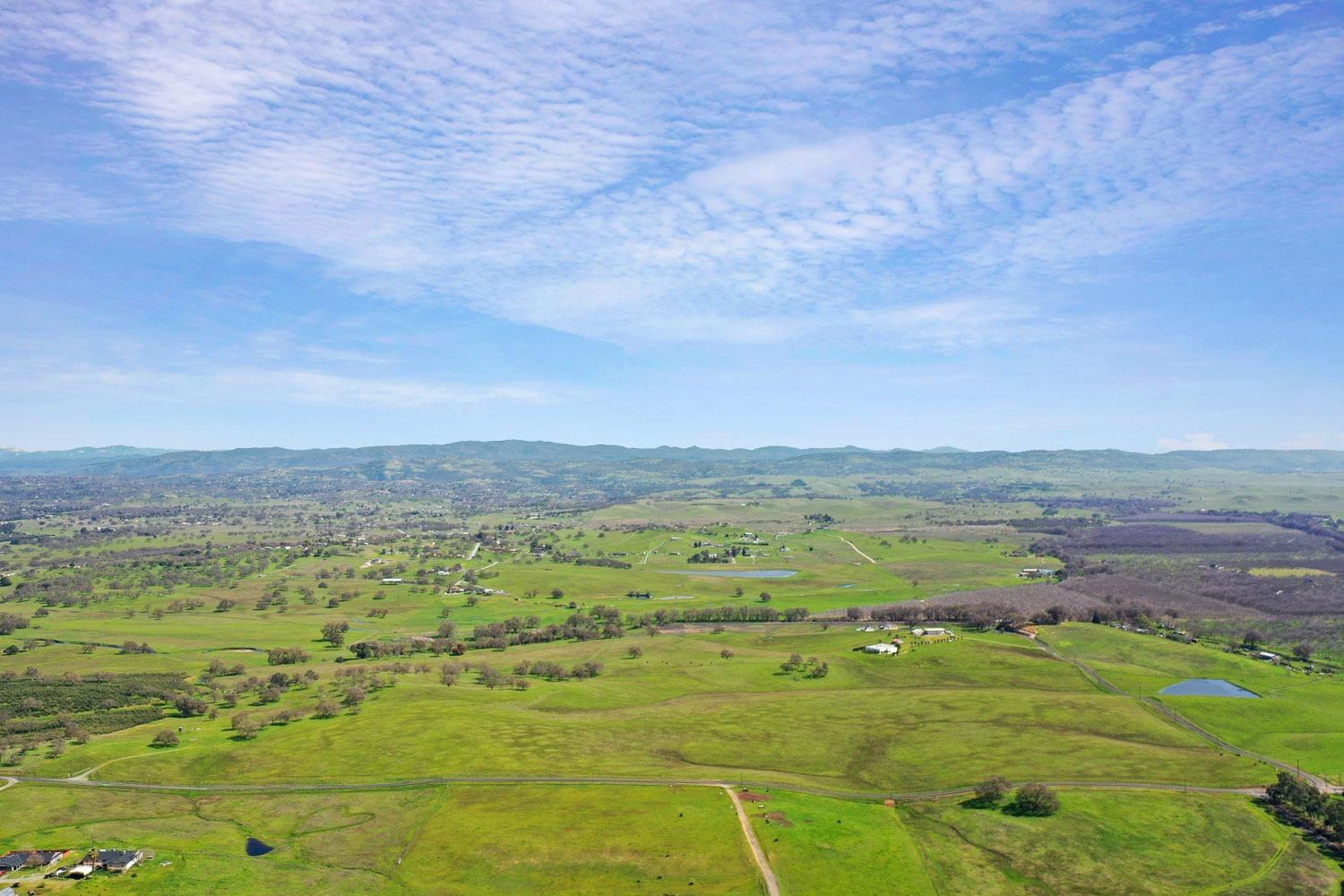 11750 North Wimer Road Linden, CA 95236 - Photo 40 of 69 a view of an ocean from a yard
