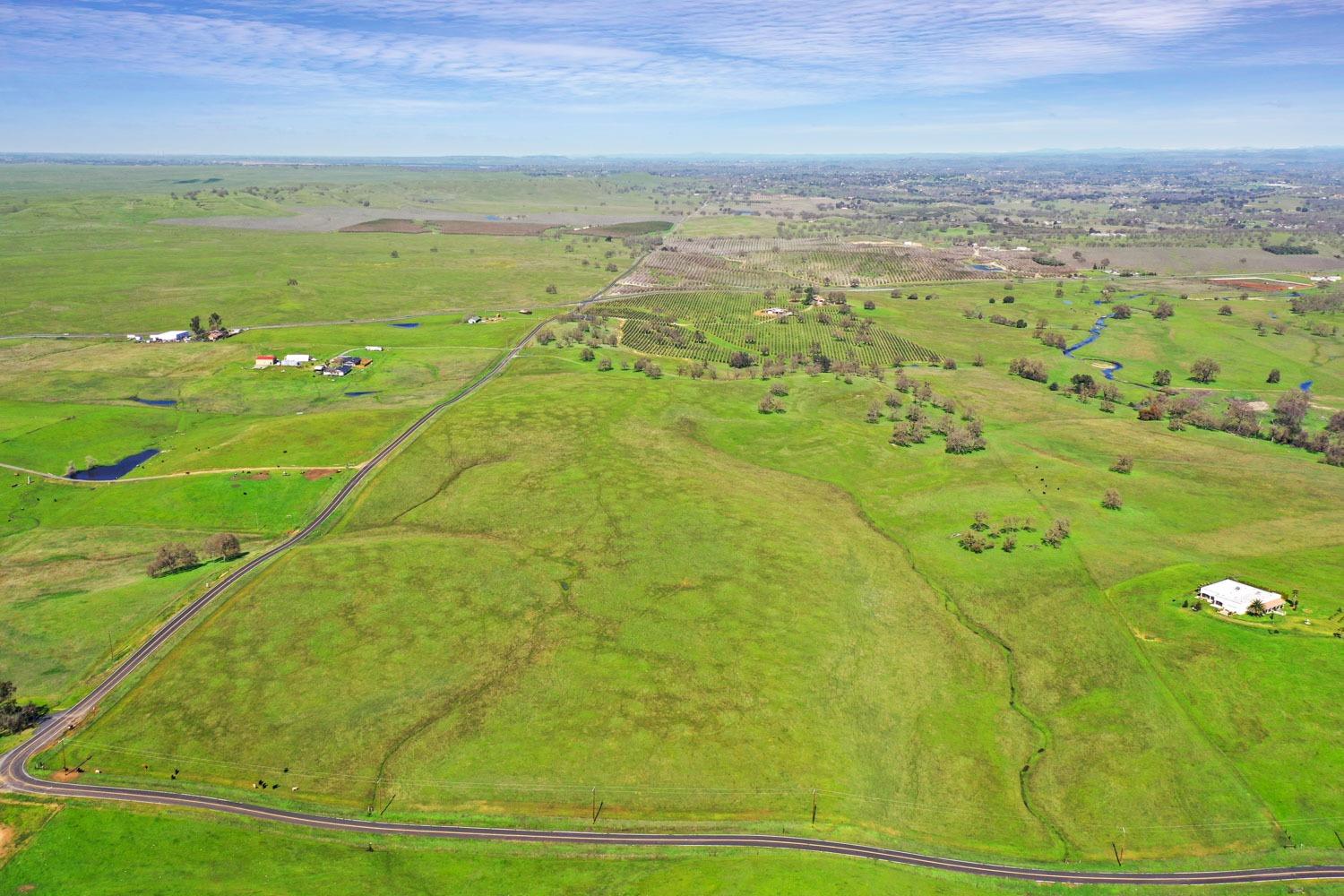 11750 North Wimer Road Linden, CA 95236 - Photo 41 of 69 a view of an ocean view