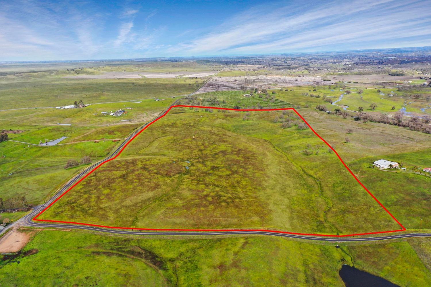 11750 North Wimer Road Linden, CA 95236 - Photo 52 of 69 a view of an ocean