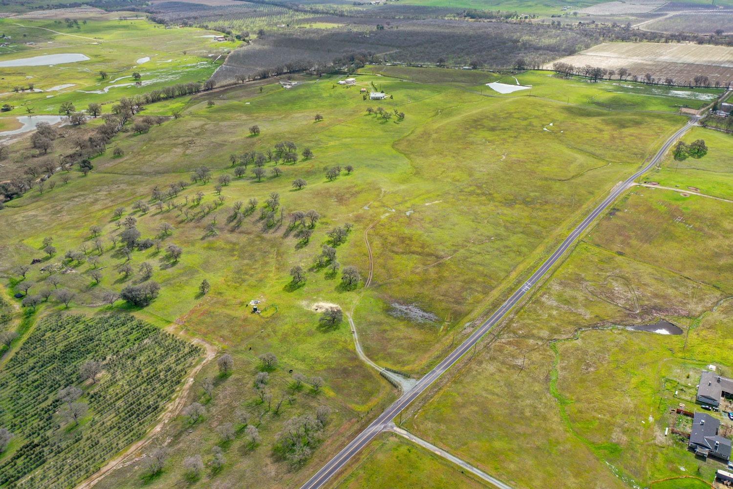 11750 North Wimer Road Linden, CA 95236 - Photo 58 of 69 a bathroom with a shower