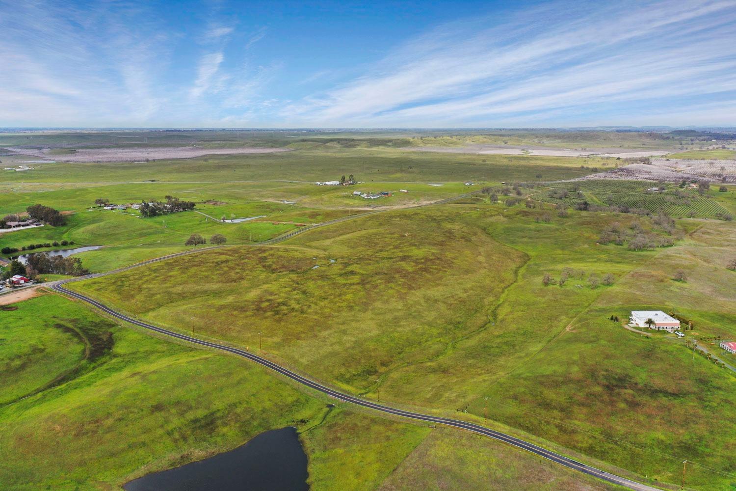 11750 North Wimer Road Linden, CA 95236 - Photo 66 of 69 a view of an ocean from a balcony