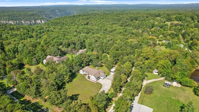 $609,900 | 1218 Montlake Road, Soddy Daisy, TN 37379