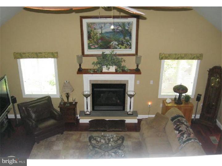 57 Spring Road Malvern, PA 19355 - Photo 4 of 25 Living Room