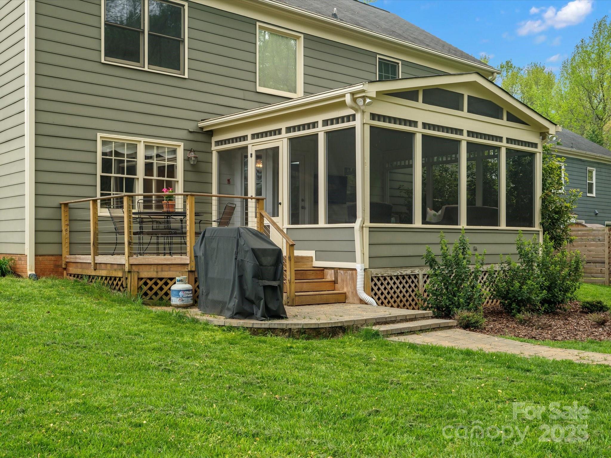 2812 Edgebrook Circle Matthews, NC 28105 - Photo 37 of 46 a front view of a house with a garden