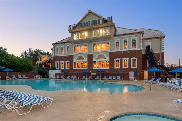 a view of a building entrance