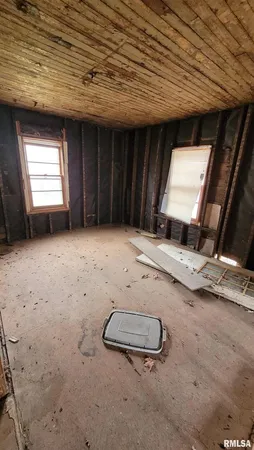 $4,000 | 923 North 9th Street, Murphysboro, IL 62966