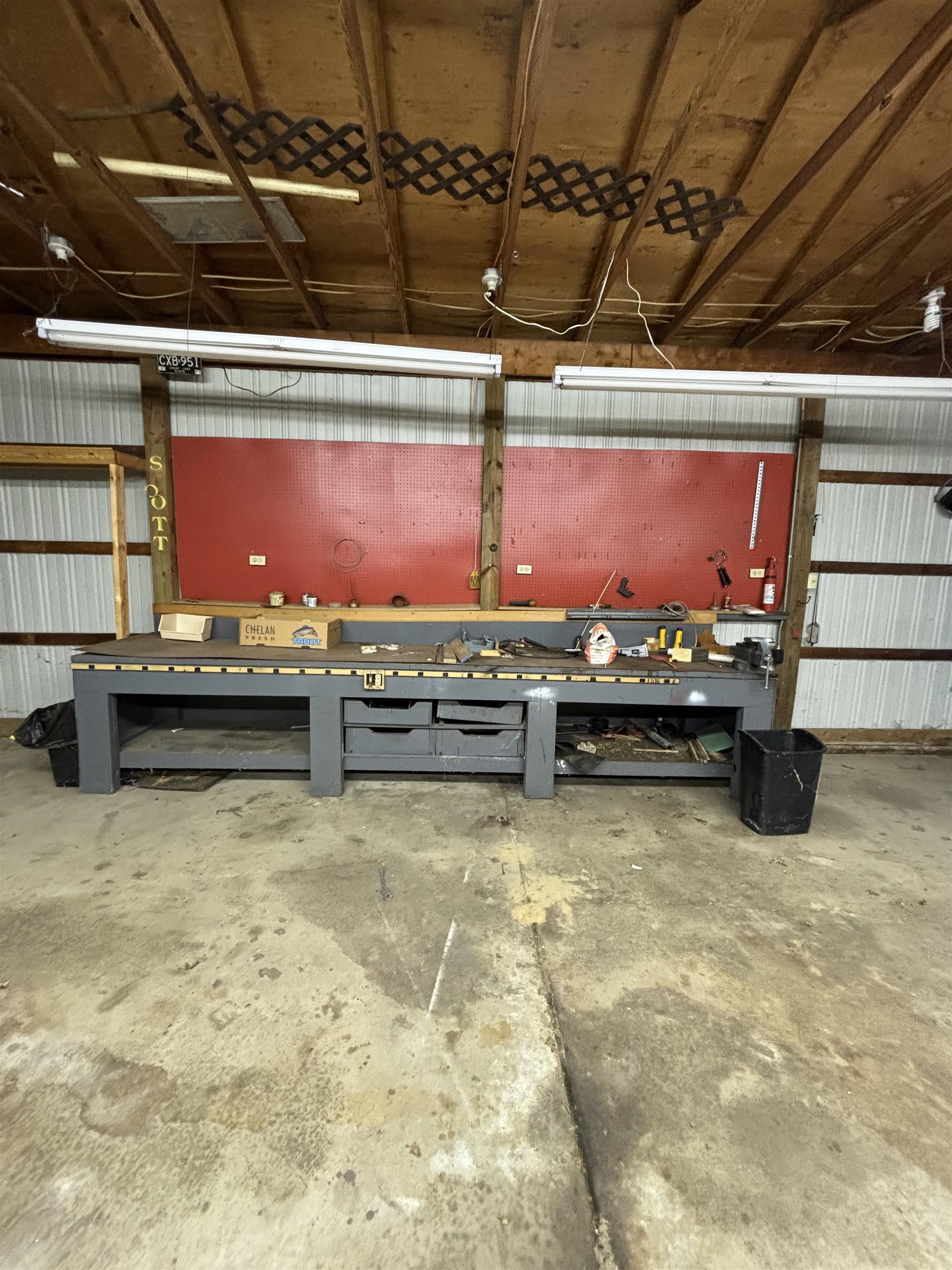 3014 Gabel Road Saginaw, MI 48601 - Photo 35 of 39 50153016-2f3b9987-0645-4eef-a31f-5b0b288623af.JPG