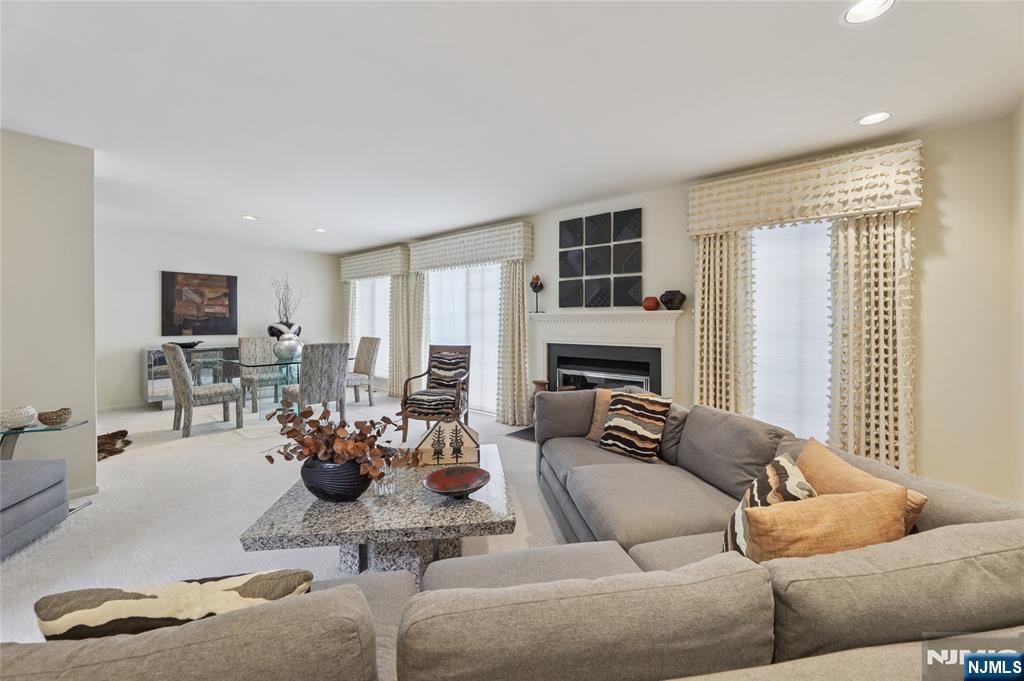 7 Coniston Court Wayne, NJ 07470 - Photo 14 of 35