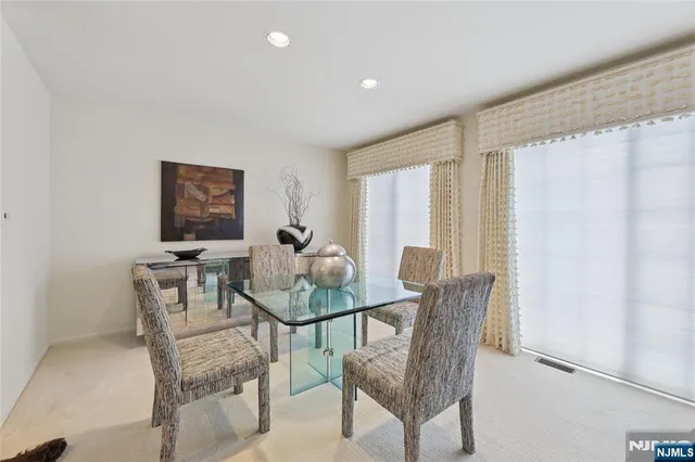 $639,900 | 7 Coniston Court, Wayne, NJ 07470