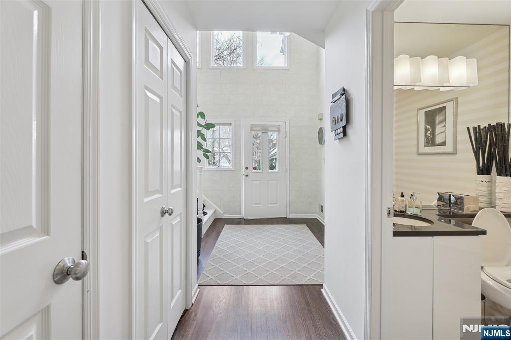 7 Coniston Court Wayne, NJ 07470 - Photo 17 of 35