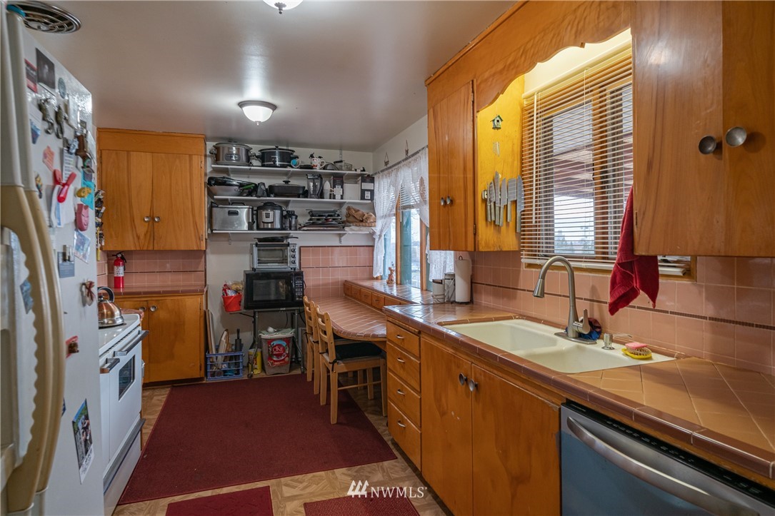 105 Patrick Road Ephrata, WA 98823 - Photo 12 of 36 Gallery Image 12