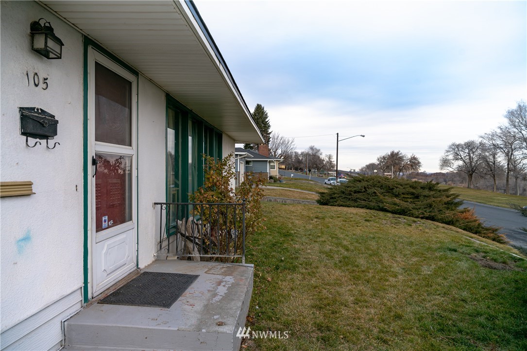 105 Patrick Road Ephrata, WA 98823 - Photo 3 of 36 Gallery Image 3