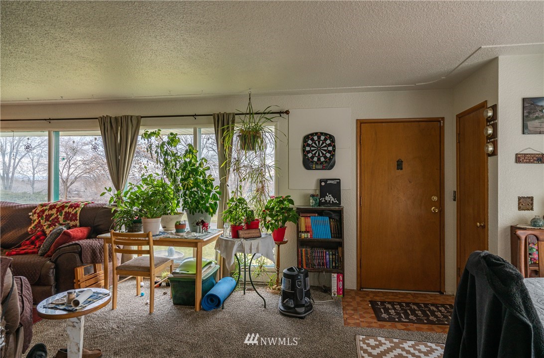 105 Patrick Road Ephrata, WA 98823 - Photo 7 of 36 Gallery Image 7