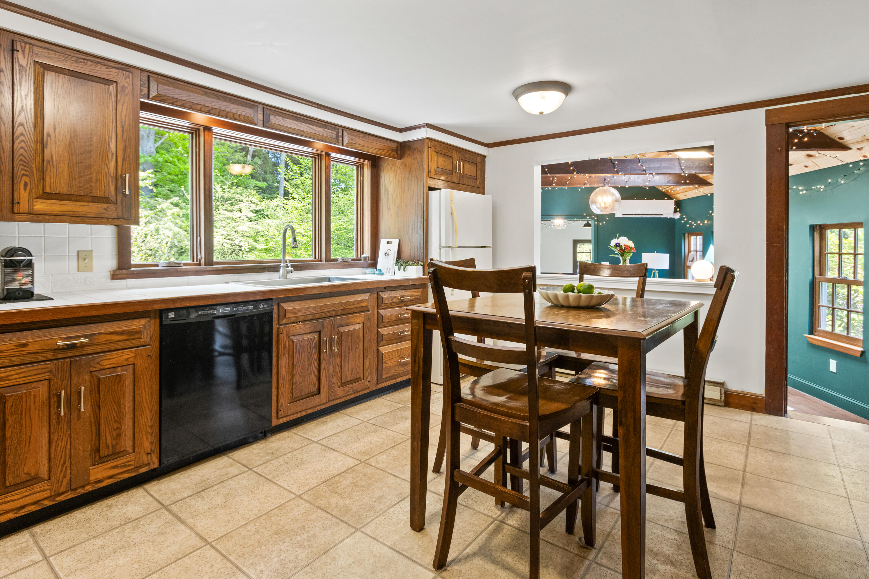 105 Brook Road Falmouth, ME 04105 - Photo 7 of 38 20250527ER-71011