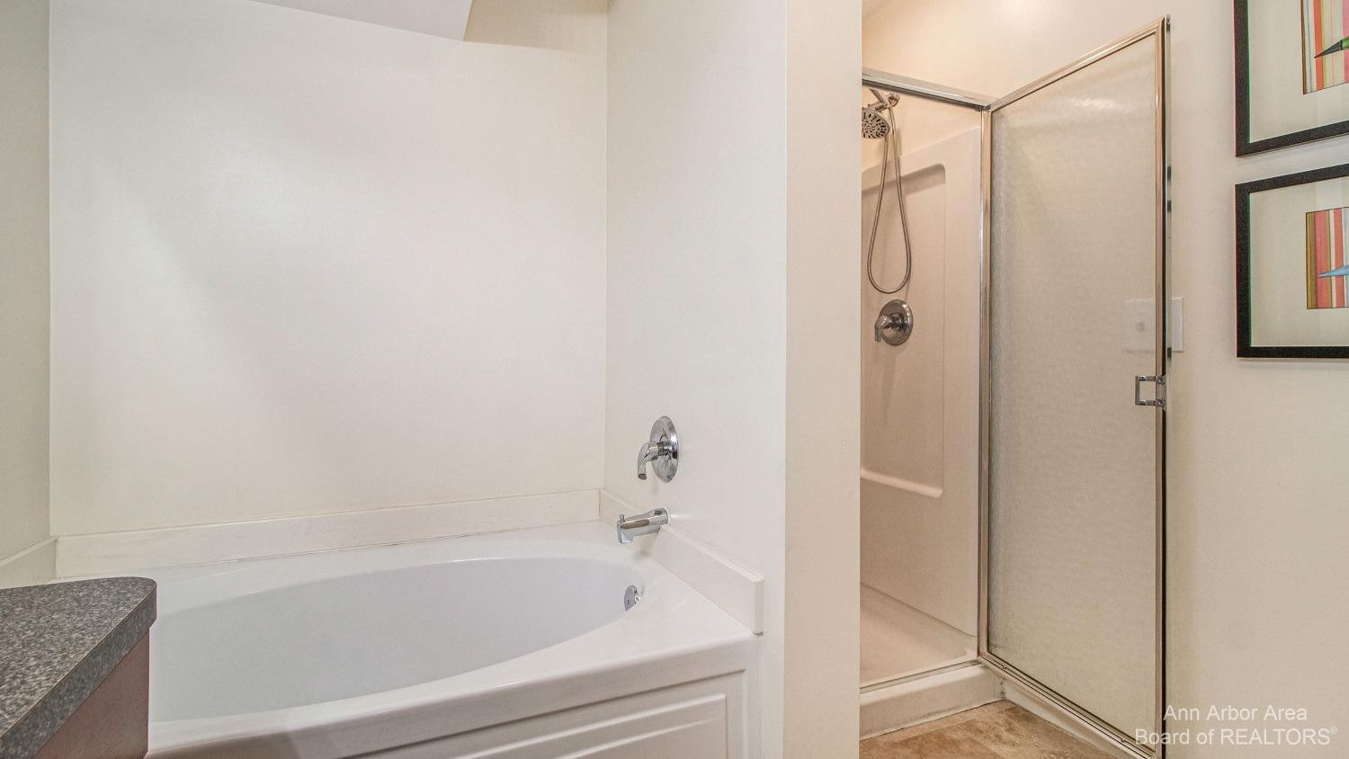 16860 Farmington Road Livonia, MI 48154 - Photo 17 of 29 Photo 17