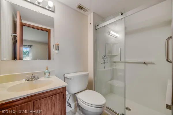 $245,000 | 1241 South Williams Street, Unit 401, Westmont, IL 60559