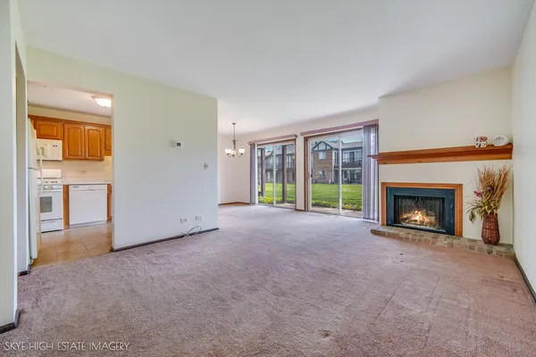 $245,000 | 1241 South Williams Street, Unit 401, Westmont, IL 60559