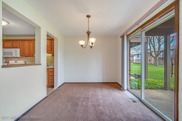 $245,000 | 1241 South Williams Street, Unit 401, Westmont, IL 60559