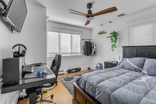 $699,000 | 803 South 7th Street, Lindenhurst, NY 11757